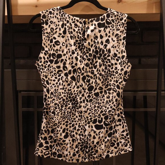 Calvin Klein Corporate Shell - Picture 2 of 8